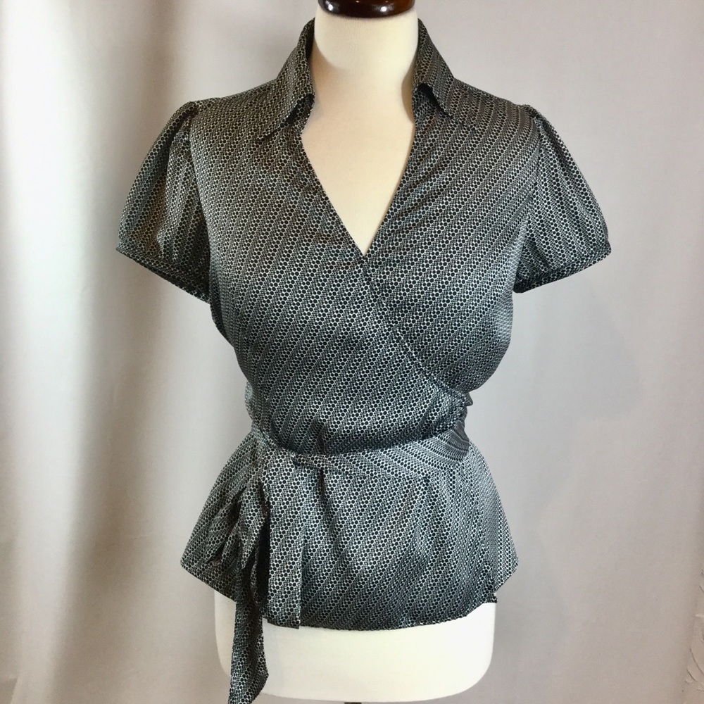 Ann Taylor Loft petites wrap top